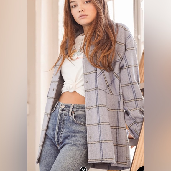 Lulus Jackets & Blazers - Lulu’s Women’s Keep It Cool Blue Plaid Shacket Medium